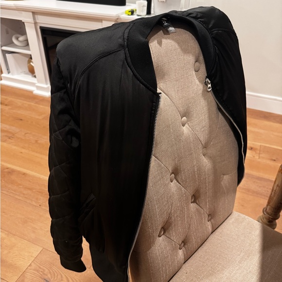 H&M quilted bomber jacket - Picture 3 of 5